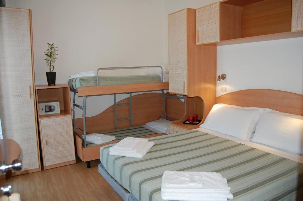 Hotel Rivazzurra Rimini Room photo